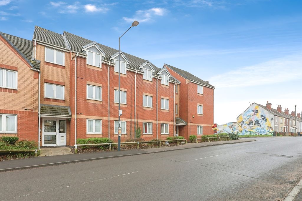 2 bed flat for saleHeath End Road, Nuneaton CV10