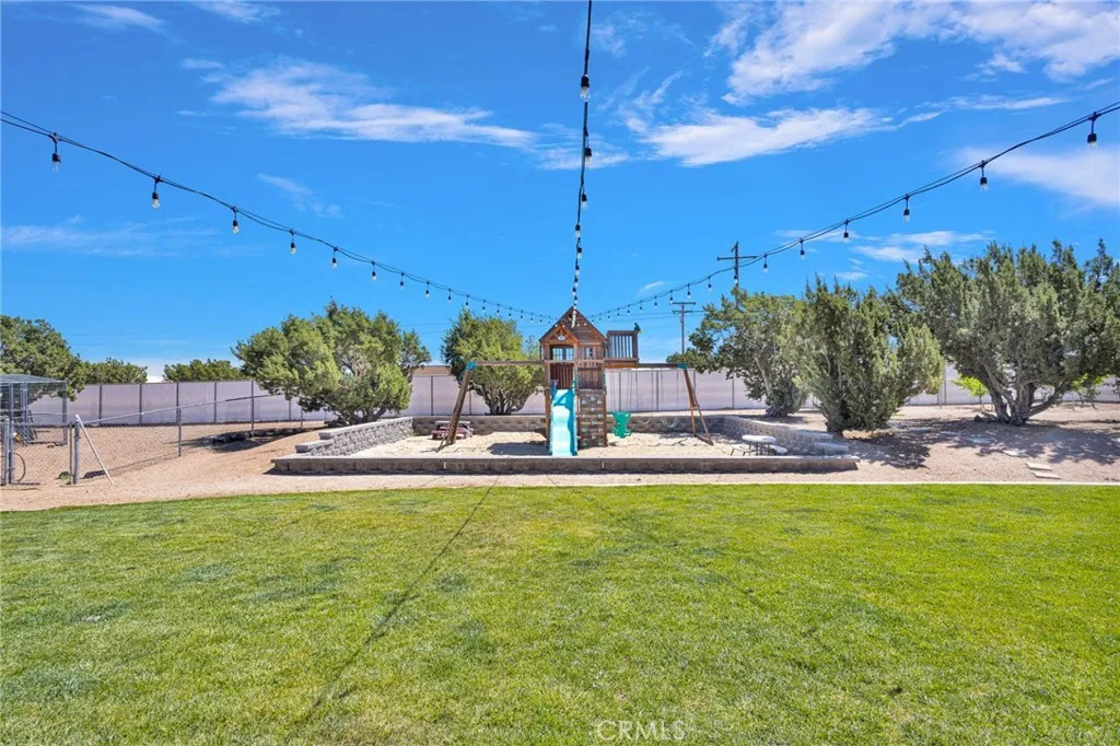Additional image 52 of 8421 Macron St, Oak Hills, CA 92344