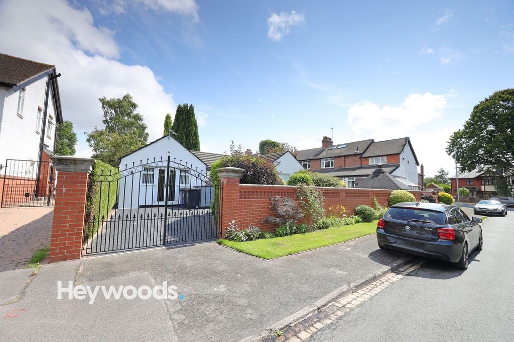 Additional image 43 of 6 bed semi-detached house for saleKingsway West, Westlands, Newcastle Under Lyme ST5