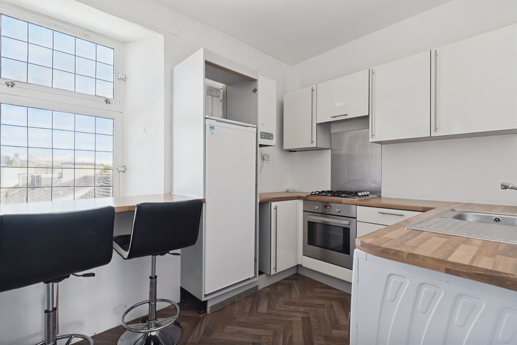 Additional image 7 of 1 bed flat for saleAlexander Street, Airdrie ML6