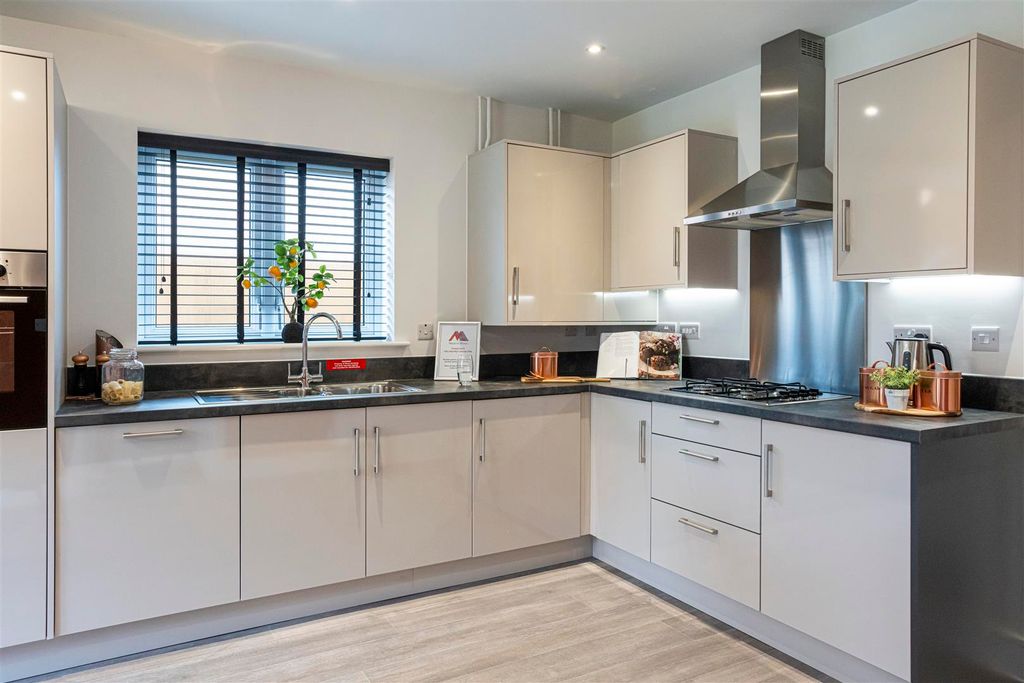Additional image 9 of 4 bed detached house for saleBuckenham Road, Attleborough NR17