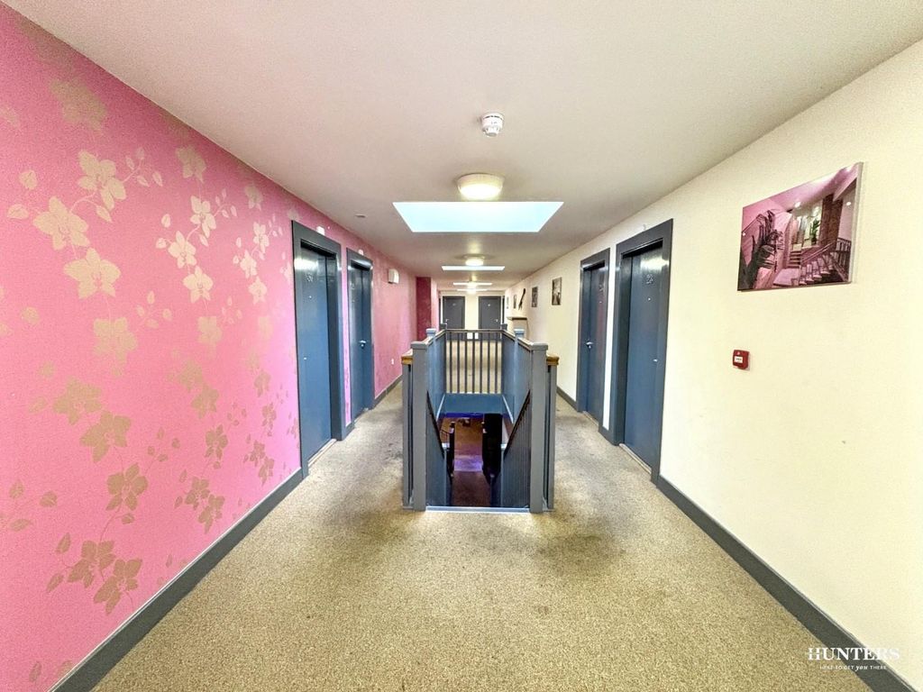 Additional image 6 of 1 bed flat for saleUpper Blakeridge Lane, Batley WF17