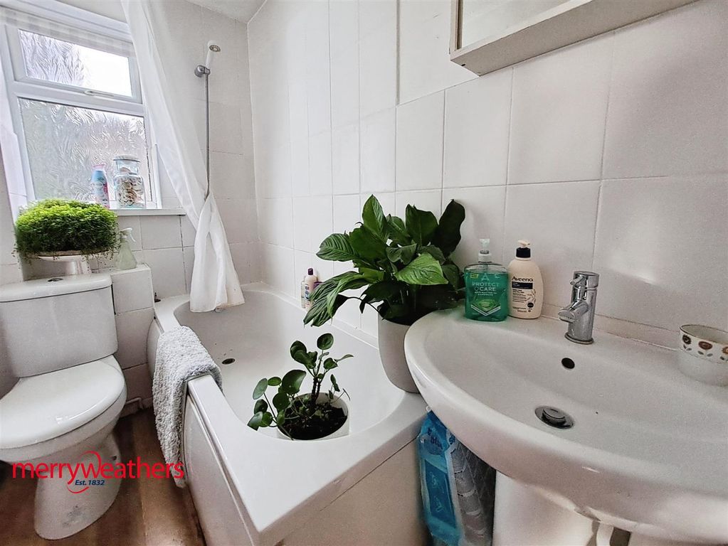 Additional image 7 of 2 bed flat for saleCloverlands Drive, Staincross, Barnsley S75