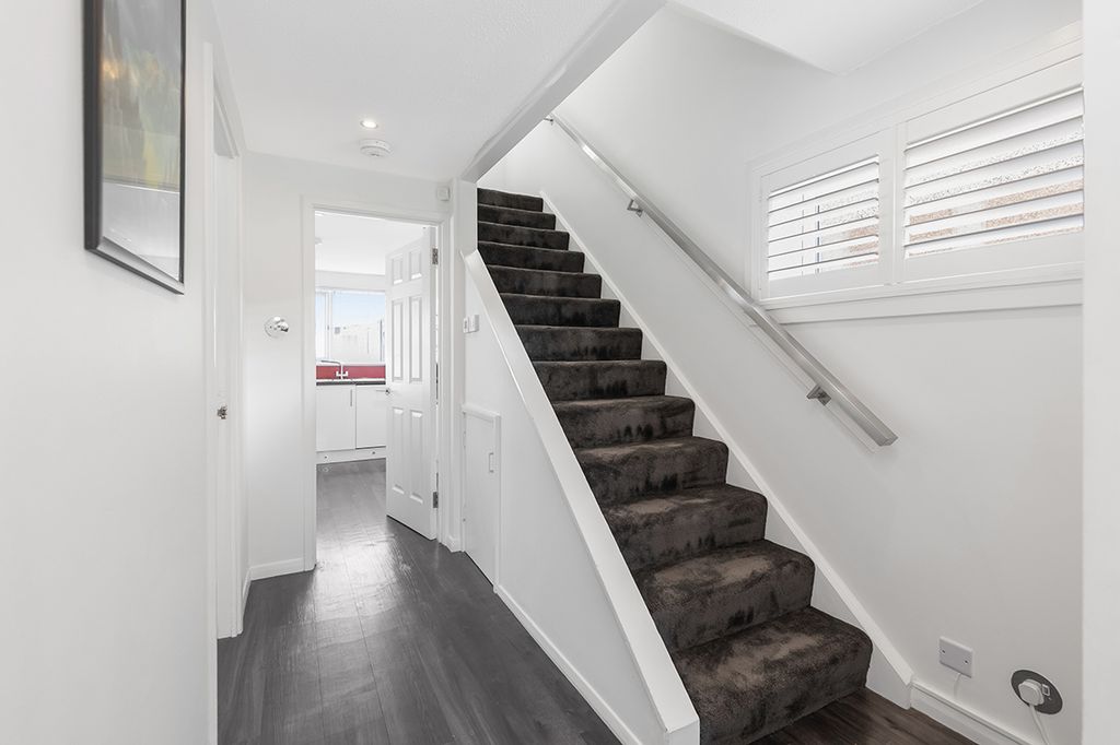 Additional image 9 of 3 bed detached house for sale18 Baberton Mains Wood, Edinburgh EH14