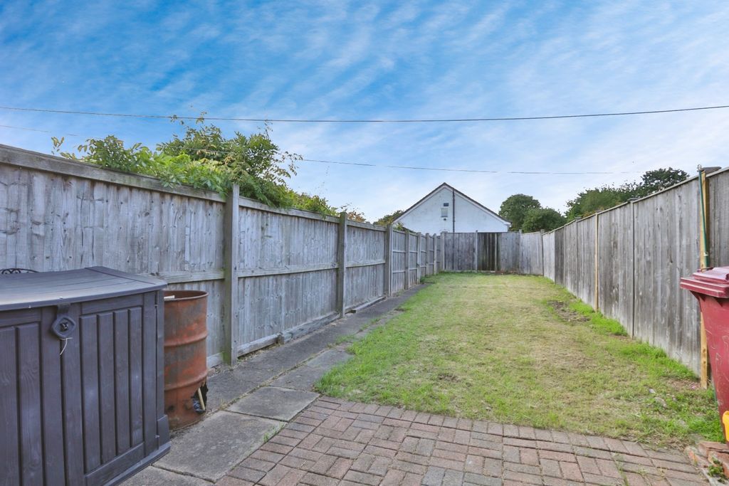 Additional image 14 of 3 bed semi-detached house for saleWest Acridge, Barton-Upon-Humber DN18