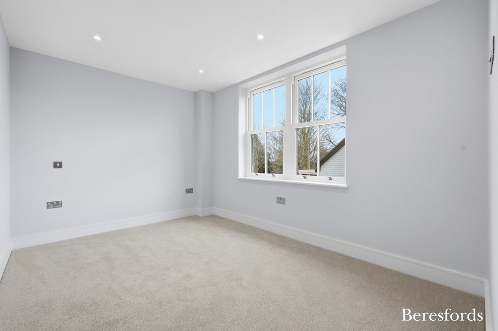 Additional image 16 of 5 bed semi-detached house for saleChapel Street, Billericay CM12