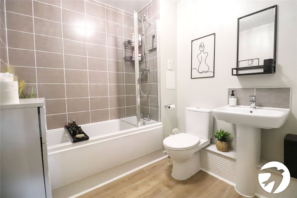 Additional image 9 of 2 bed flat for saleMorris Drive, Belvedere DA17