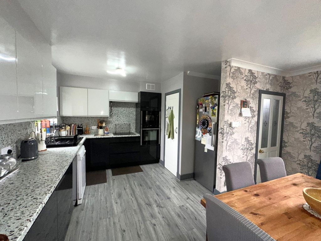Additional image 5 of 3 bed semi-detached house for salePortsoy AB45