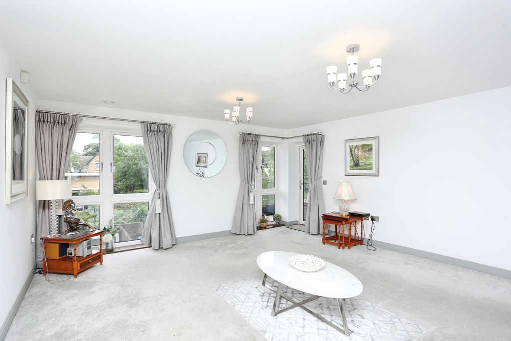 Additional image 3 of 2 bed flat for sale57 Albemarle Road, Beckenham BR3