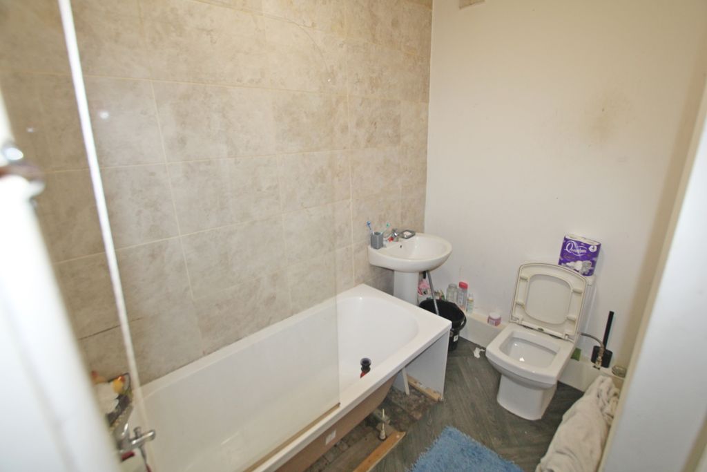 Additional image 13 of 3 bed flat for salePeel Street, Accrington BB5