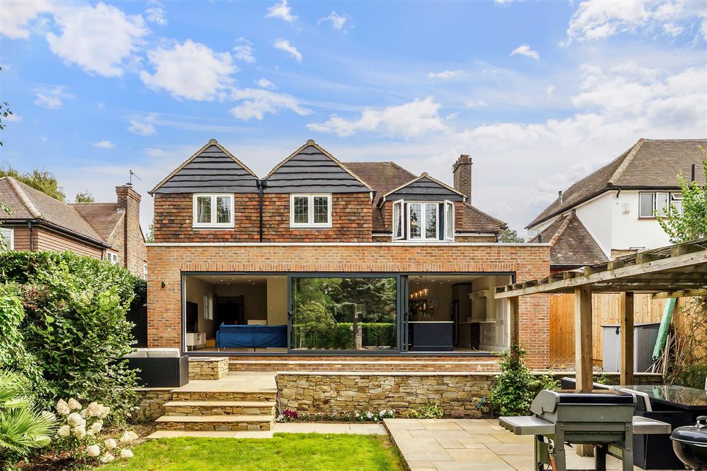 Additional image 4 of 5 bed detached house for saleBeacon Way, Banstead SM7
