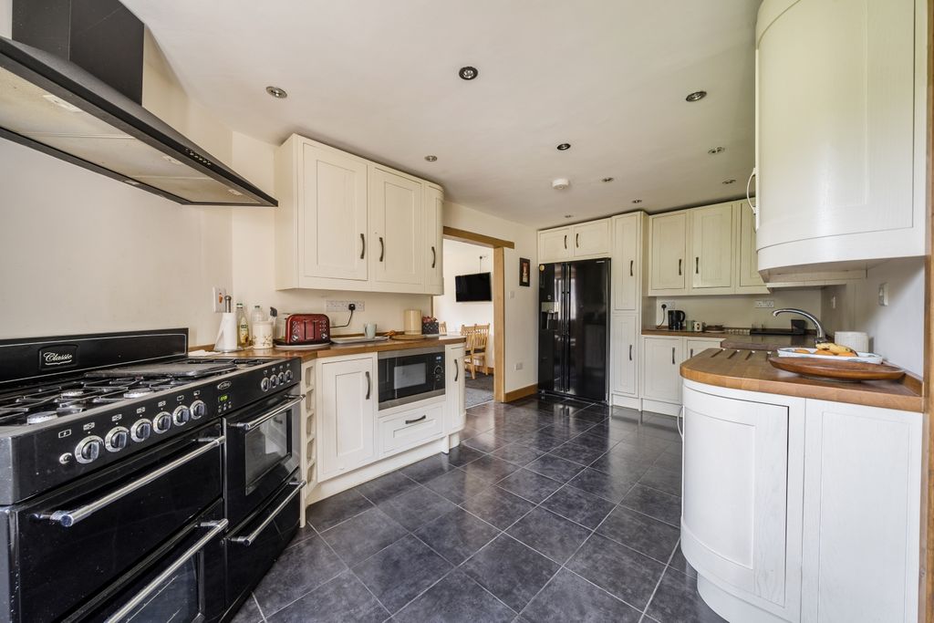 Additional image 2 of 6 bed detached house for saleBeaworthy, Devon EX21