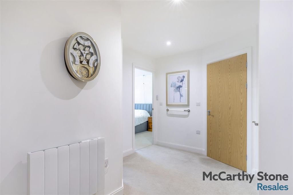 Additional image 15 of 2 bed flat for saleOakhill Place, High View, Bedford, Bedfordshire MK41