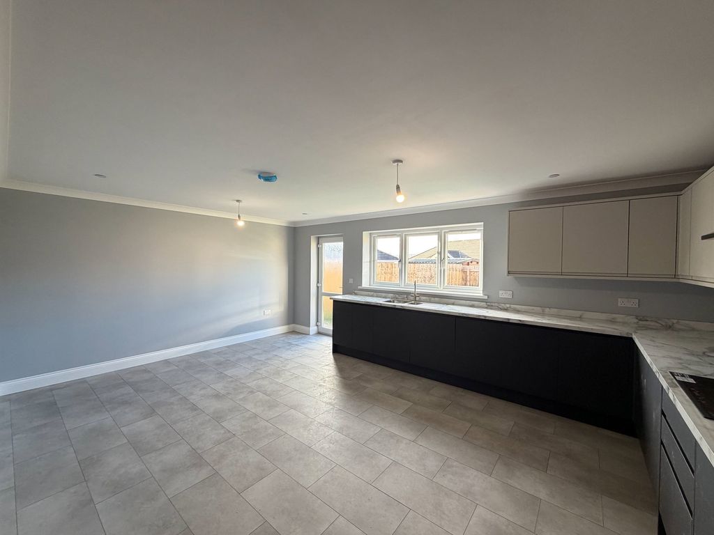 Additional image 3 of 4 bed detached house for saleGwaun Henllan, Ammanford SA18