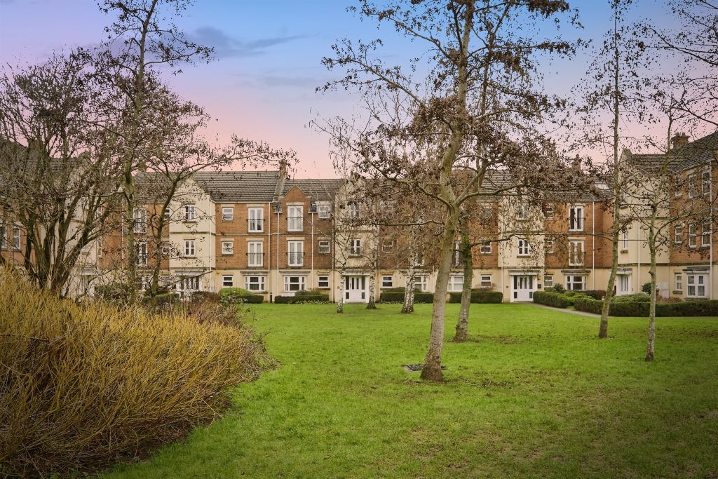 Additional image 10 of 2 bed flat for saleWhitehall Croft, Leeds LS12