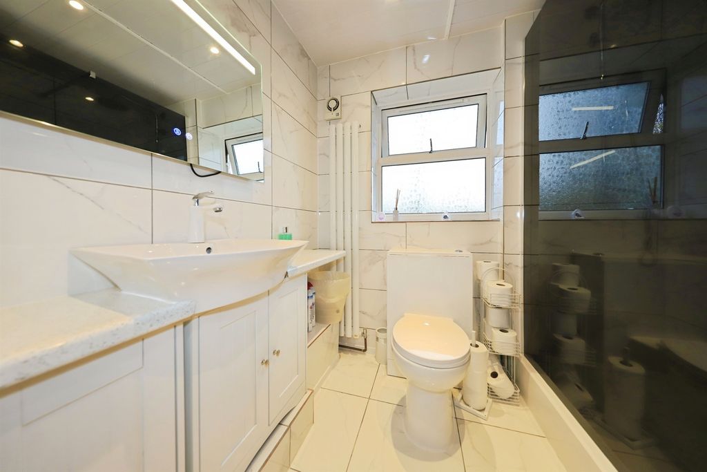 Additional image 15 of 5 bed detached house for saleConstantine Way, Bilston WV14