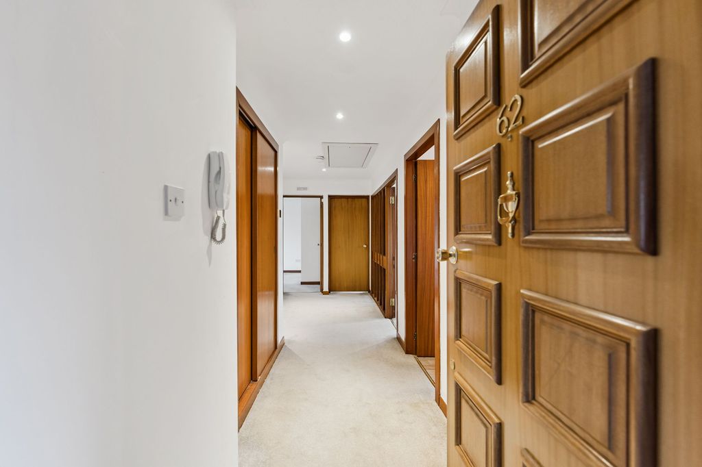 Additional image 17 of 2 bed flat for saleRoman Court, Bearsden G61