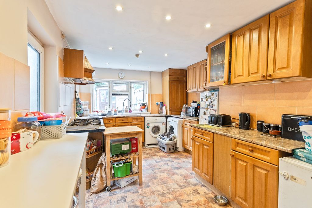 Additional image 3 of 4 bed terraced house for saleMalpas Road, Newport NP20