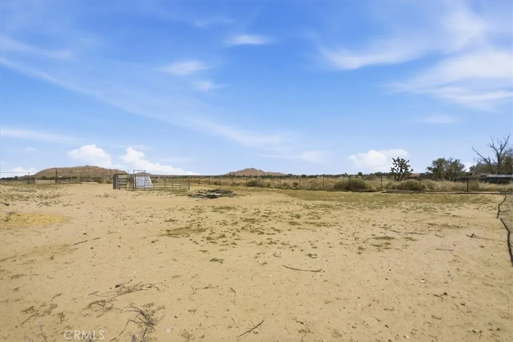 Additional image 76 of 15235 Newmont Ave, Lancaster, CA 93535