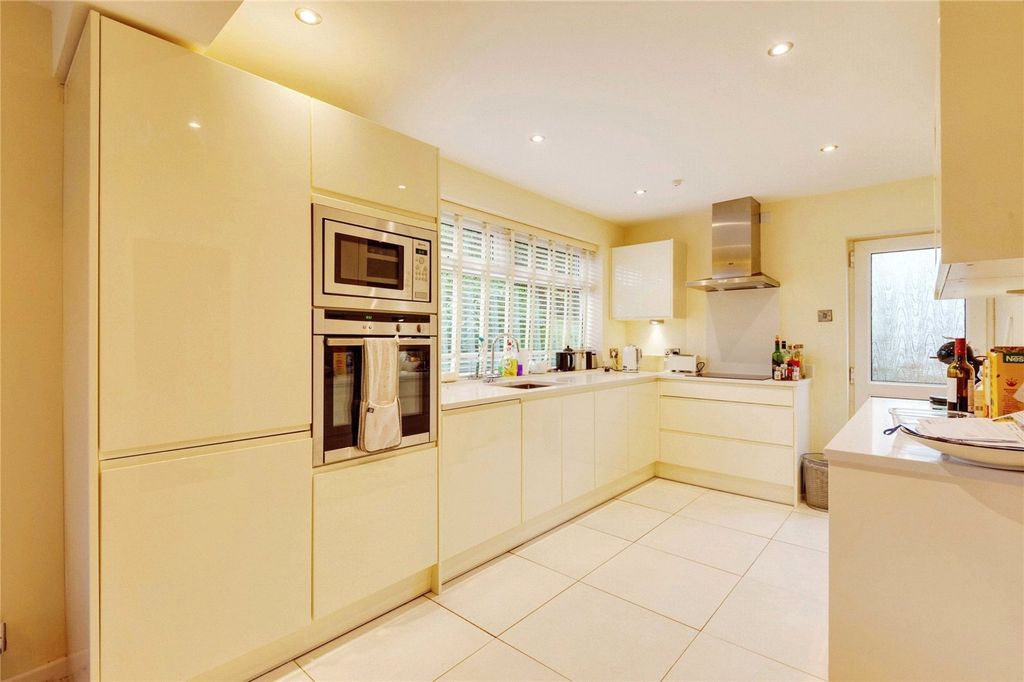 Additional image 3 of 3 bed detached house for saleBeaufort Close, Alderley Edge, Cheshire SK9