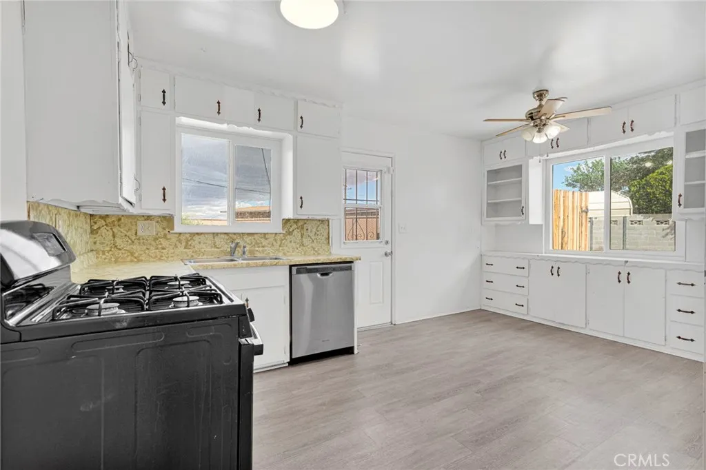 Additional image 16 of 2567 Perth Court, Barstow, CA 92311