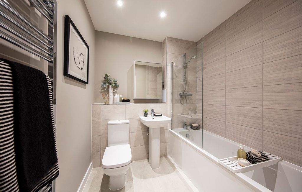 Additional image 9 of 3 bed maisonette for sale"The Violet" at Albert Road>, Barnet EN4
