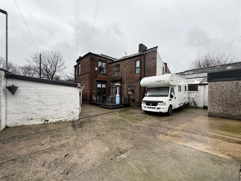 Additional image 20 of 3 bed end terrace house for saleTaunton Road, Ashton-Under-Lyne OL7