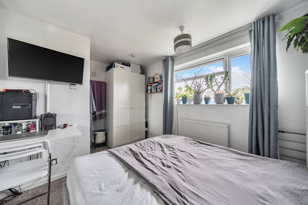 Additional image 15 of 3 bed terraced house for saleDartmouth Walk, Basingstoke RG22