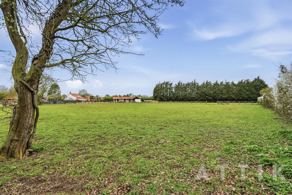 Additional image 7 of 5 bed equestrian for saleBarnaby Green, Wangford, Beccles NR34