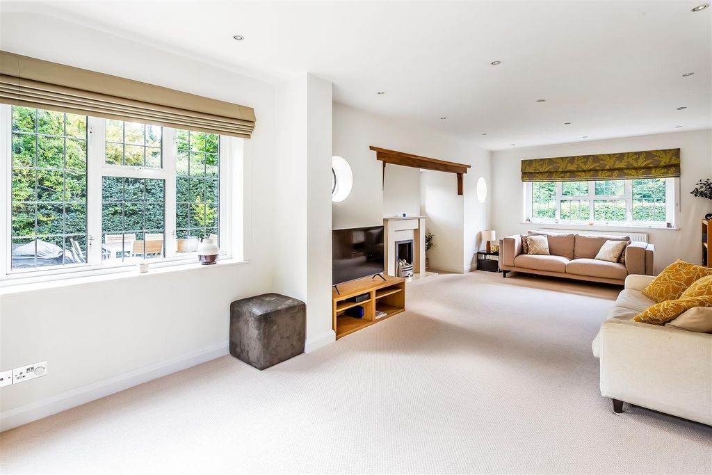 Additional image 4 of 4 bed detached house for saleCrampshaw Lane, Ashtead KT21