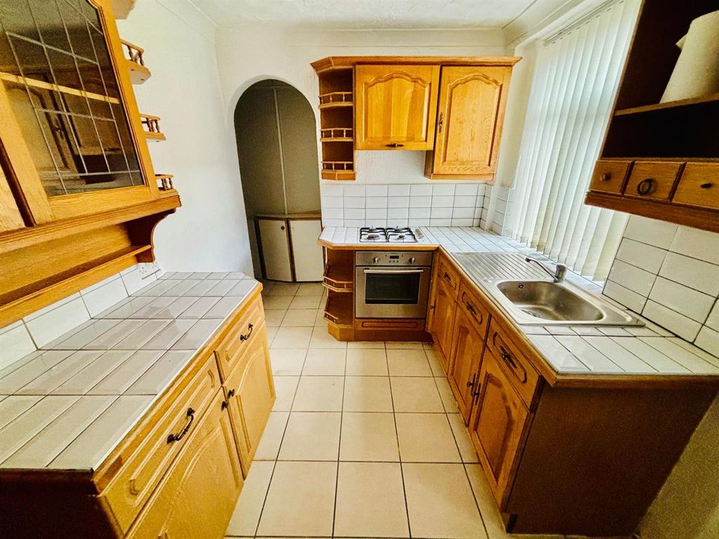 Additional image 4 of 2 bed town house for saleOldfield Street, Wortley, Leeds LS12
