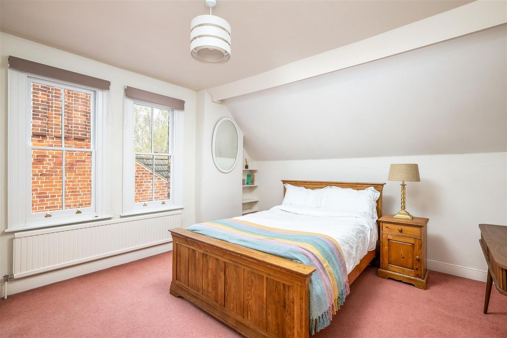 Additional image 16 of 5 bed detached house for saleWaterloo Road, Bedford MK40