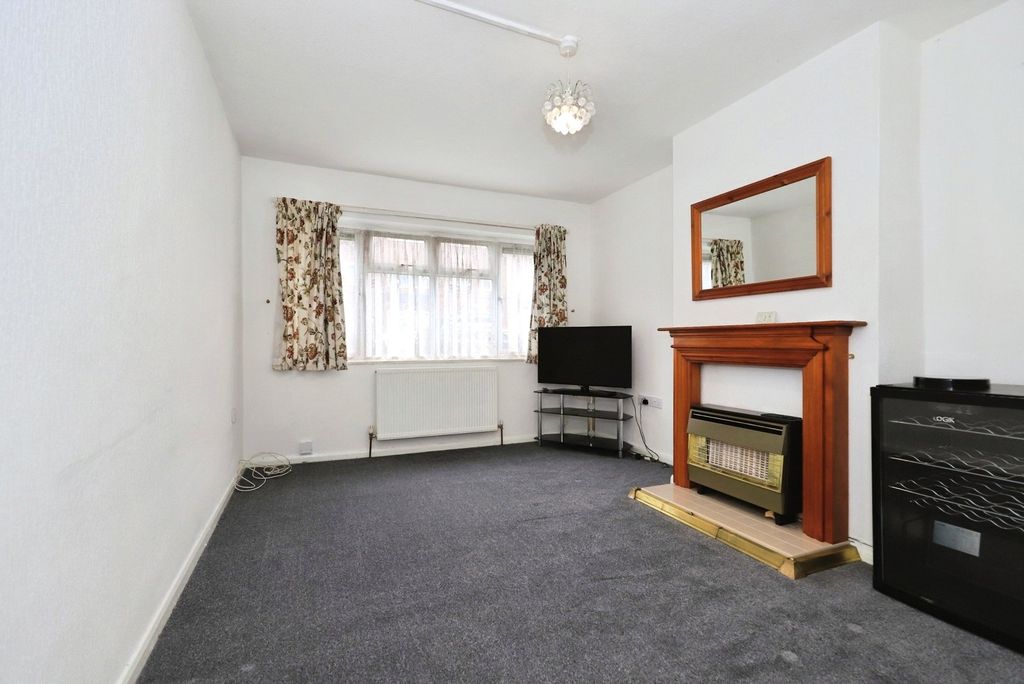 Additional image 12 of 1 bed maisonette for saleWolverhampton Street, Bilston, West Midlands WV14
