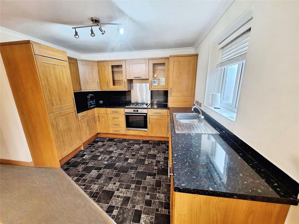 Additional image 6 of 2 bed flat for saleHeath End Road, Nuneaton, Warwickshire CV10