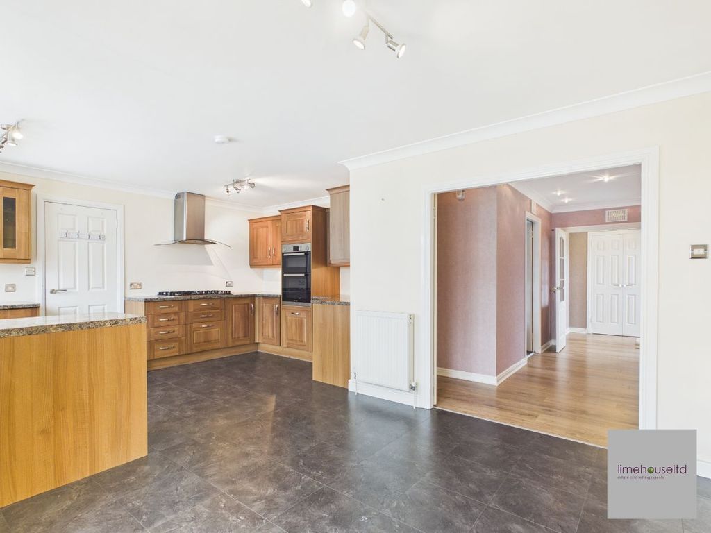 Additional image 10 of 4 bed bungalow for saleCardon Drive, Biggar ML12
