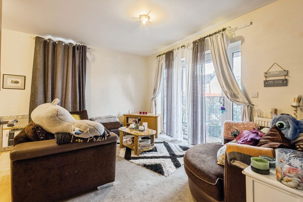 Additional image 4 of 1 bed flat for saleFarnborough Road, Locking, Weston-Super-Mare, Somerset BS24