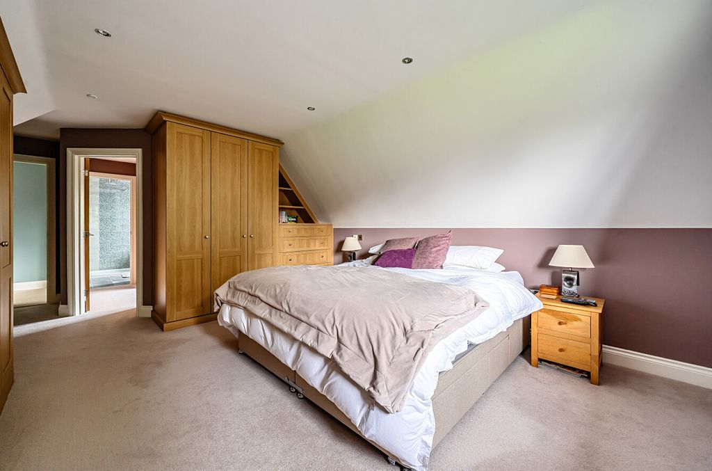 Additional image 20 of 5 bed detached house for saleChurch Lane, Arborfield, Berkshire RG2