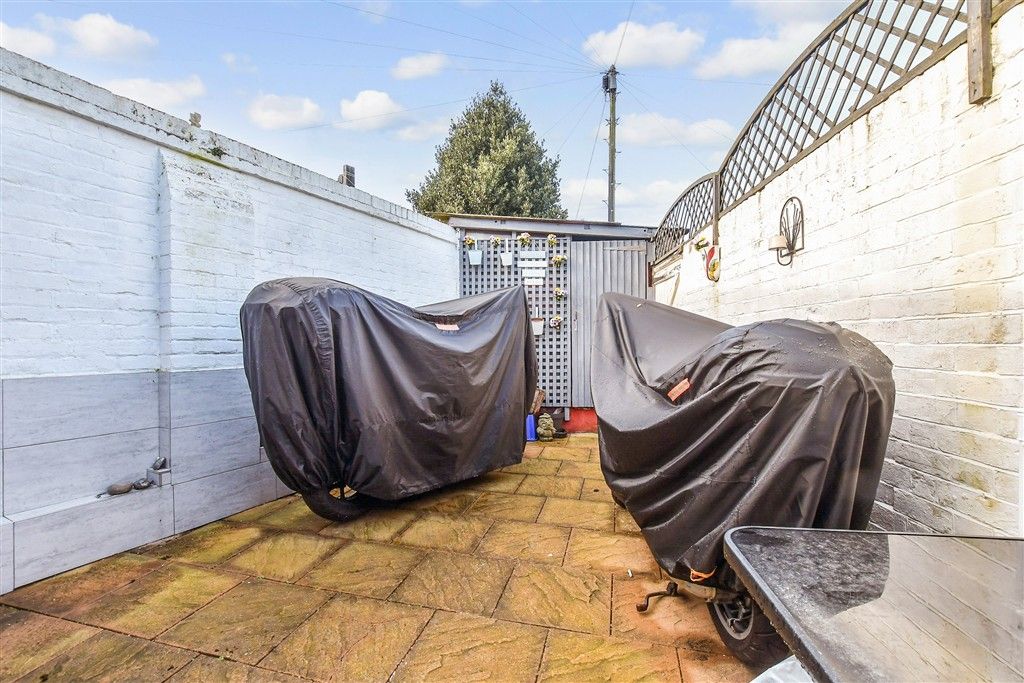 Additional image 8 of 2 bed flat for saleAlpha Road, Birchington, Kent CT7