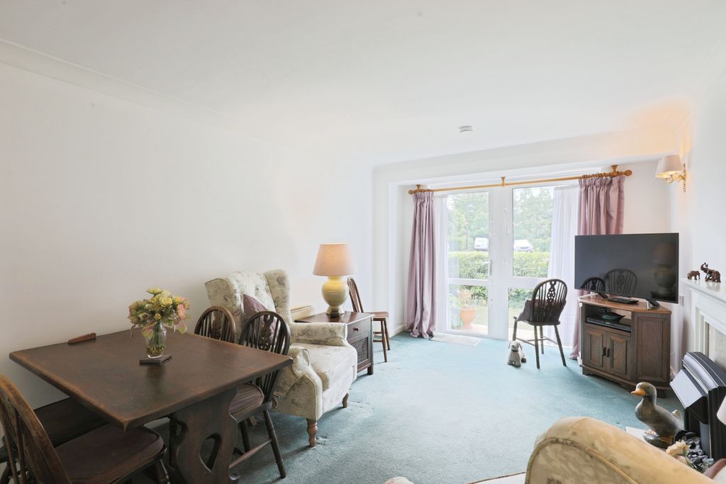 Additional image 2 of 1 bed flat for saleMalin Court, Alcester B49