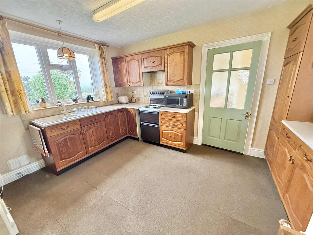 Additional image 7 of 2 bed detached bungalow for saleTan Y Fron Road, Abergele LL22