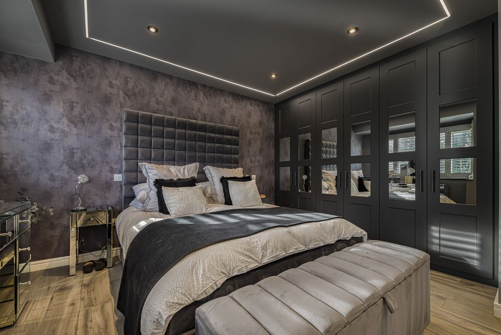 Additional image 3 of 4 bed semi-detached house for saleEdwin Close, Bexleyheath DA7
