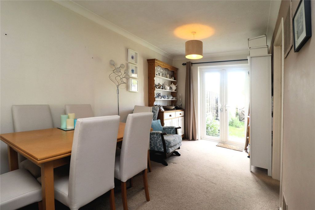 Additional image 3 of 3 bed terraced house for saleWoking, Surrey GU21
