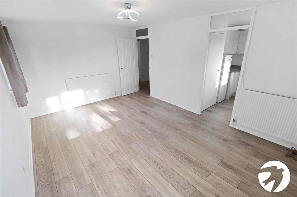 Additional image 4 of 2 bed flat for saleHeathdene Drive, Belvedere DA17