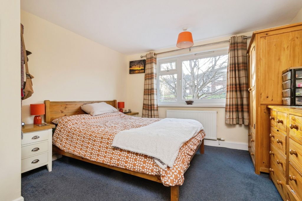 Additional image 8 of 2 bed flat for saleAlexandra Road, Bridport DT6