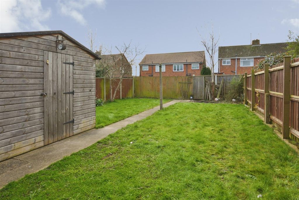 Additional image 15 of 2 bed semi-detached house for saleLunns Crescent, Barton-Upon-Humber DN18