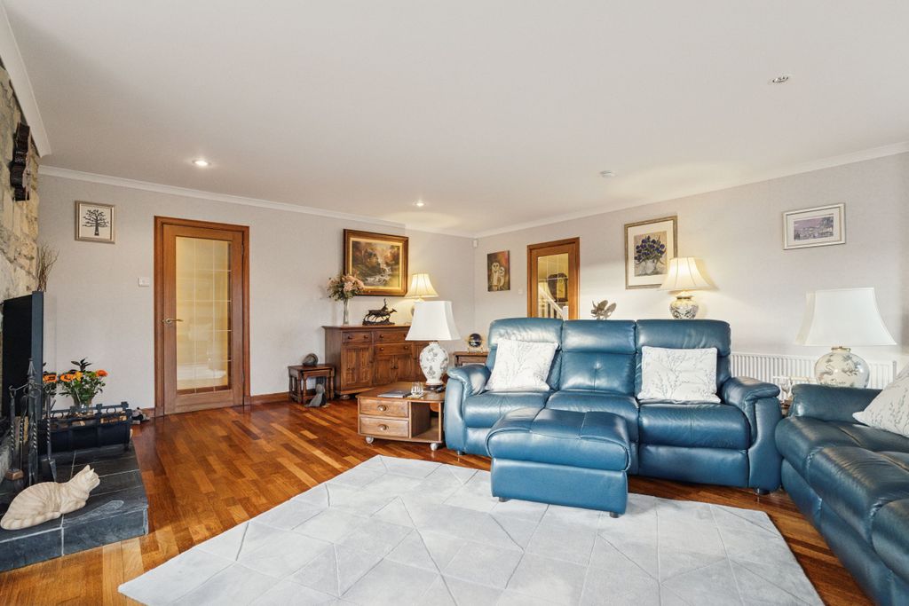 Additional image 4 of 6 bed detached house for saleOverglinns, Fintry, Glasgow G63