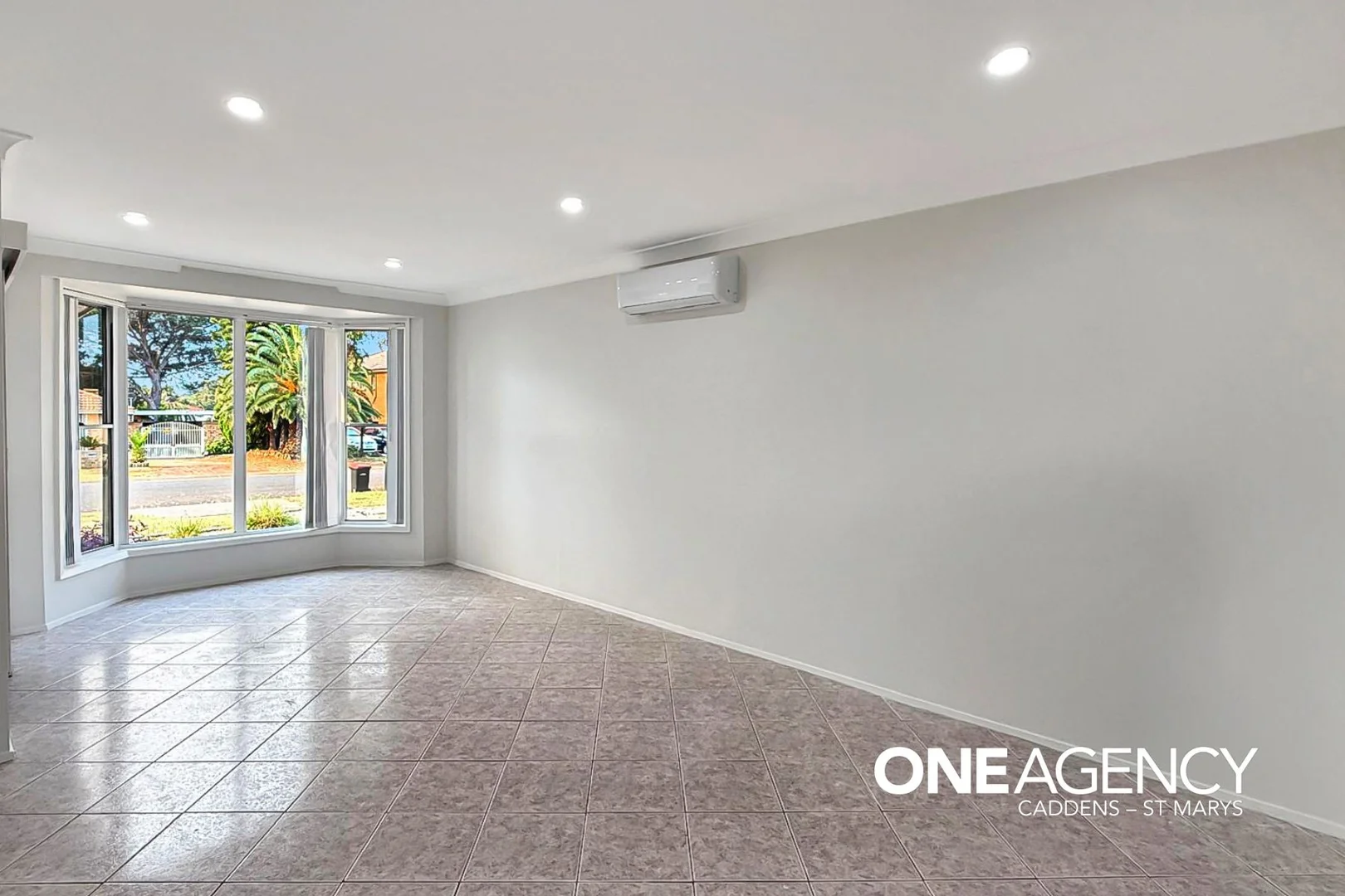 4 Garrick Road, St Clair NSW 2759 photo 5