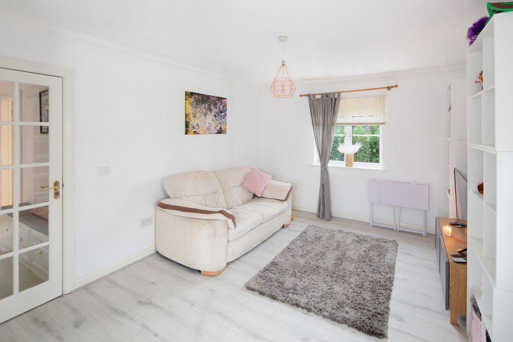 Additional image 10 of 2 bed flat for saleCorncrake Way, Bicester OX26