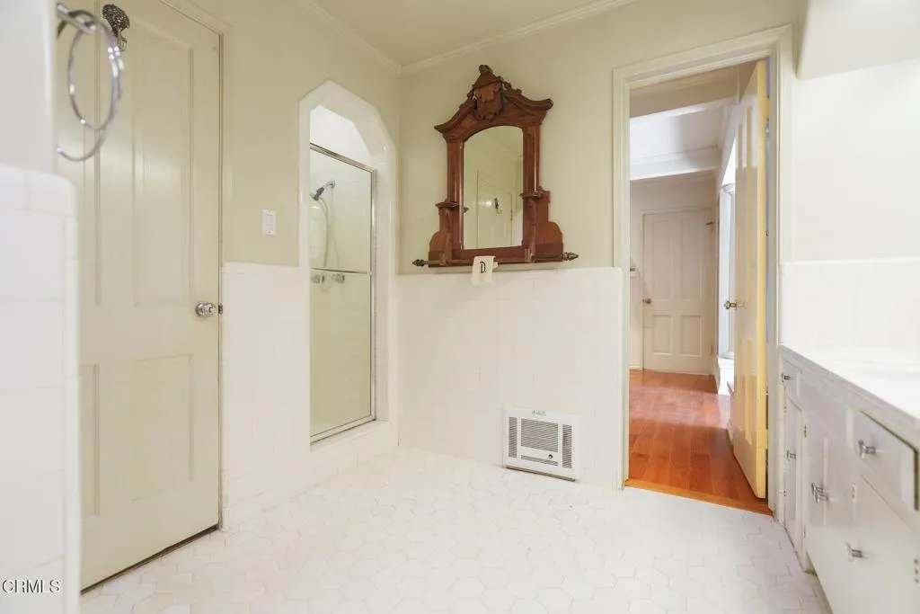 Additional image 112 of 2341 Meadow Valley Terrace, Los Angeles, CA 90039