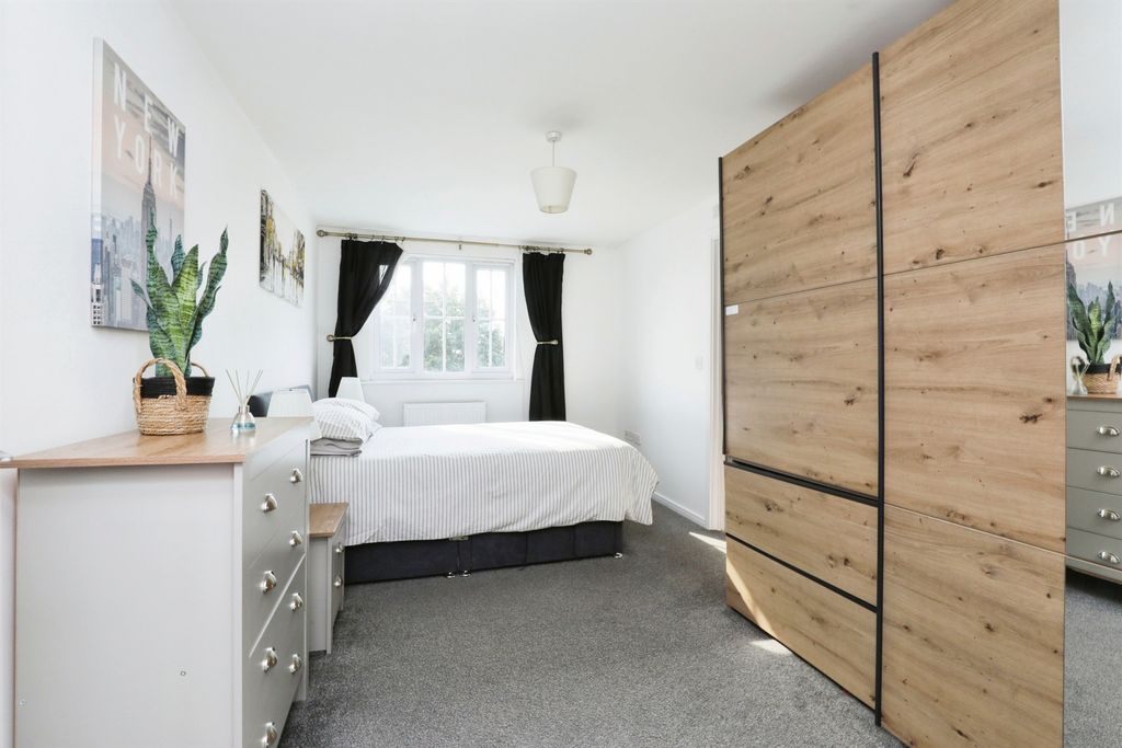 Additional image 7 of 2 bed flat for salePrimrose Place, Bessacarr, Doncaster DN4